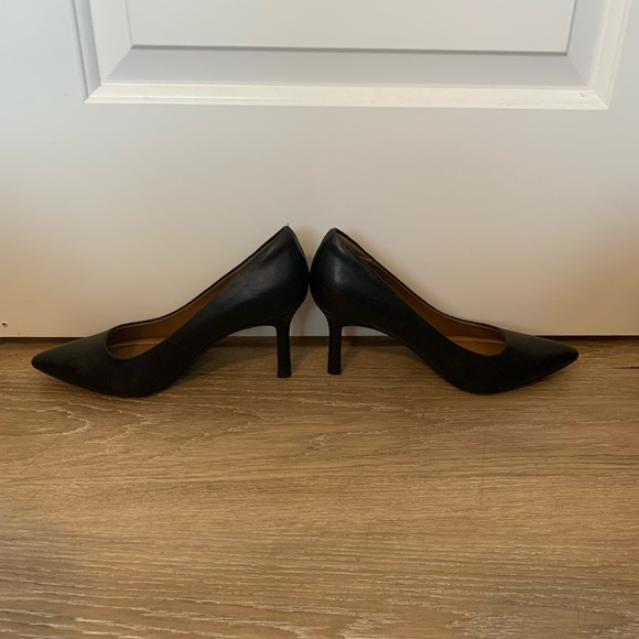 Nordstrom Rack Black Heels Size 9 - Picture 1 of 7